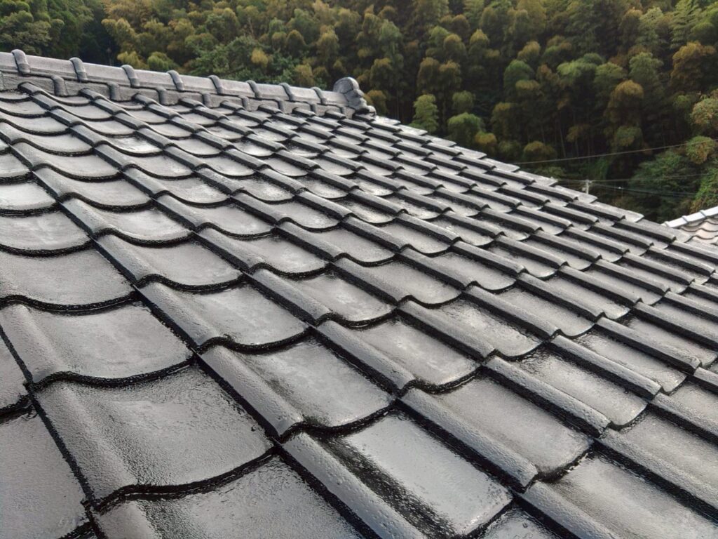 八女市　I様　車庫屋根塗装 (2)